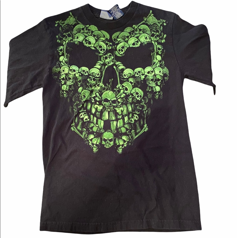 🚫SOLD Disney (?) Skulls for Large Design Men S - Skull - Discounted Shipping